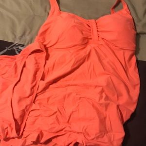 Maternity swimsuit oh baby by motherhood